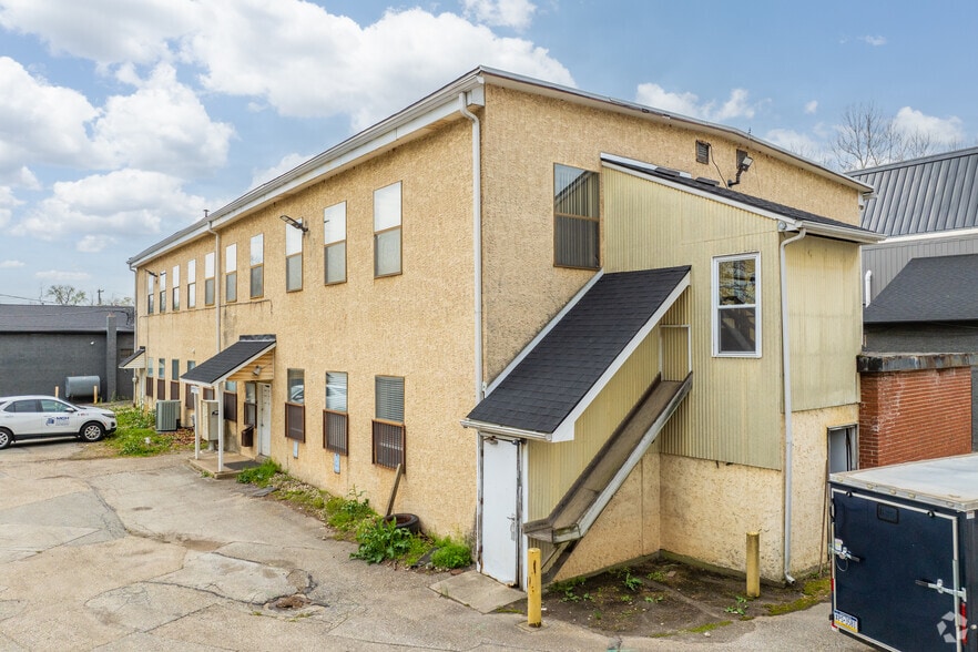 More Photos Of 1304 Conshohocken Rd, Conshohocken Unknown For Lease