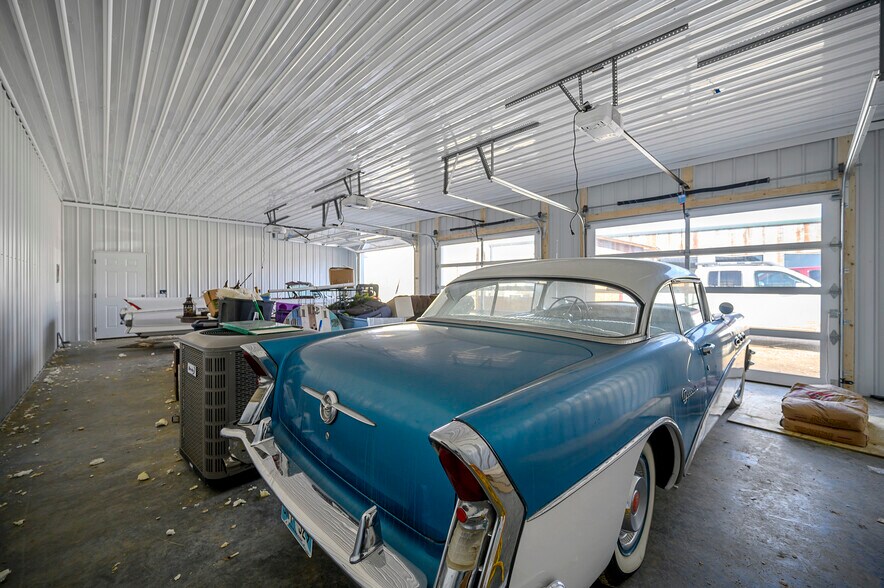 More Photos Of 28 Indian Hwy 144, Broken Bow Truck Stop For Sale