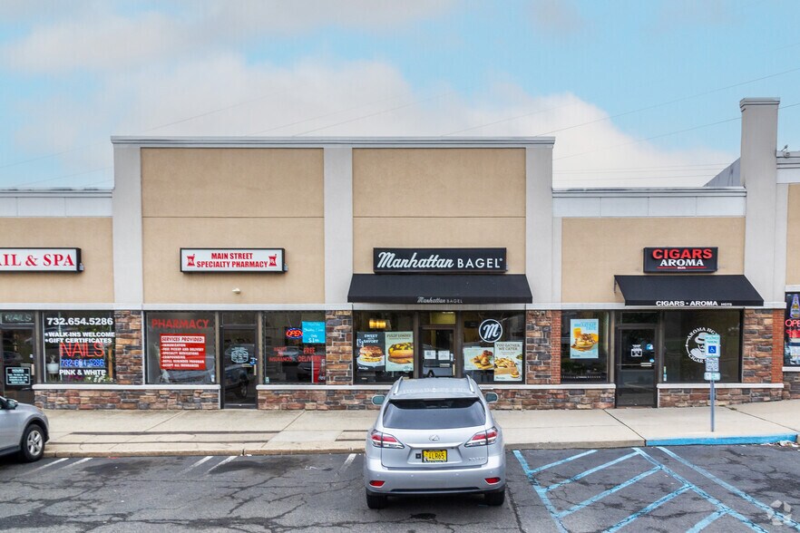 More Photos Of 881 Main St, Sayreville Freestanding For Lease