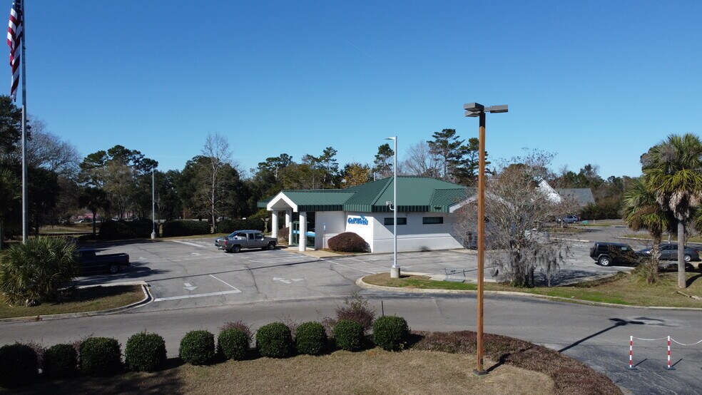 More Photos Of 2906 Kerry Forest Pky, Tallahassee Bank For Sale