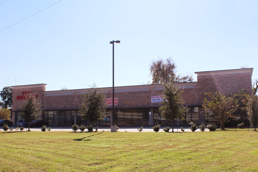 More Photos Of 1520 N Loop E Fwy, Houston Unknown For Lease