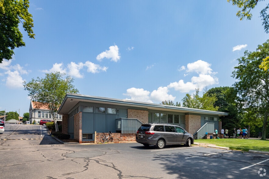 More Photos Of 45-49 Walpole St, Norwood Office For Lease