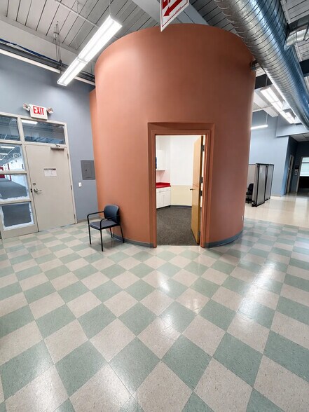 More Photos Of 134 Thurbers Ave, Providence Medical For Lease