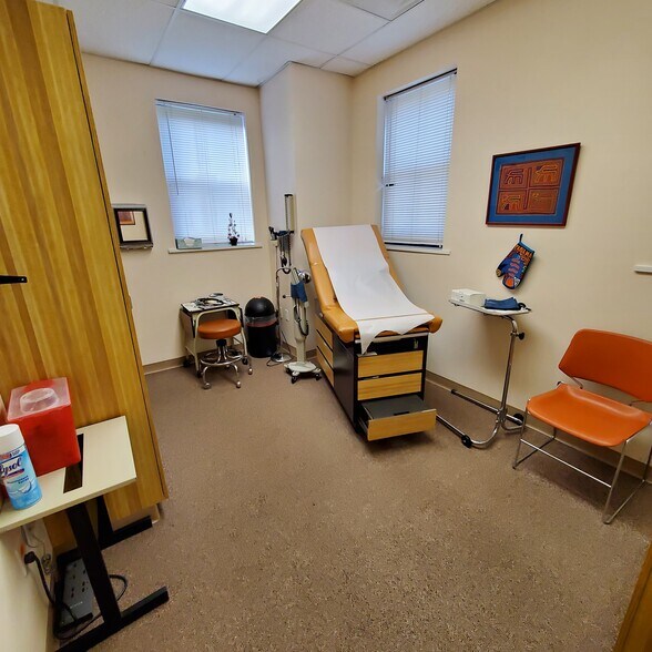 More Photos Of 70 Park St, Montclair Medical For Lease