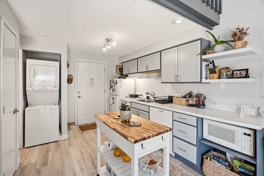More Photos Of 1830 W Maxwell Ave, Spokane Multifamily For Sale