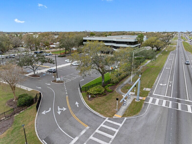 More Photos Of 6801 E Hillsborough Ave, Tampa Office Residential For Lease