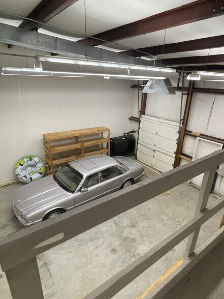 More Photos Of 12 Plains Rd, Essex Warehouse For Lease