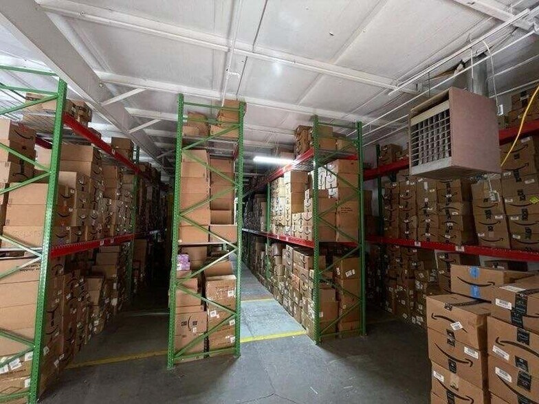 More Photos Of 1420 Redi Rd, Cumming Warehouse For Lease