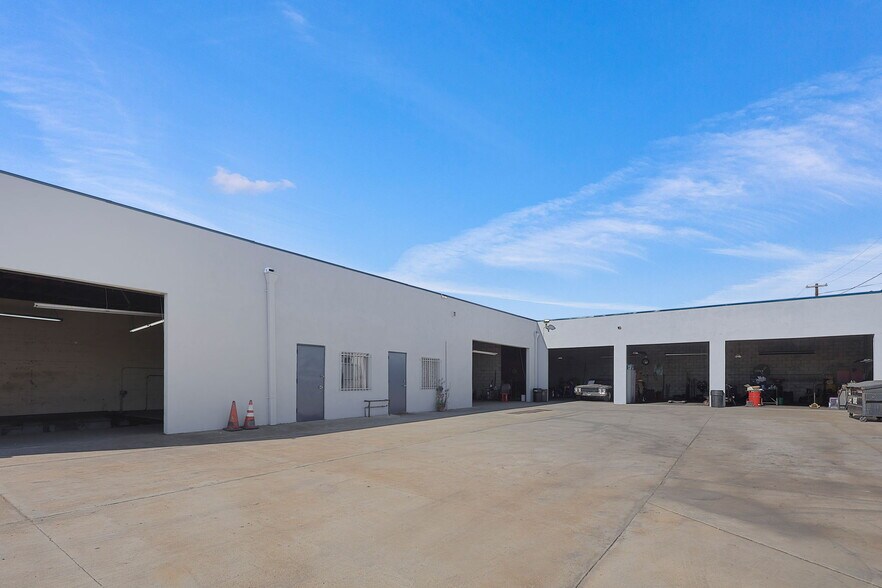 More Photos Of 2317-2323 Pasadena Ave, Los Angeles Auto Repair For Sale