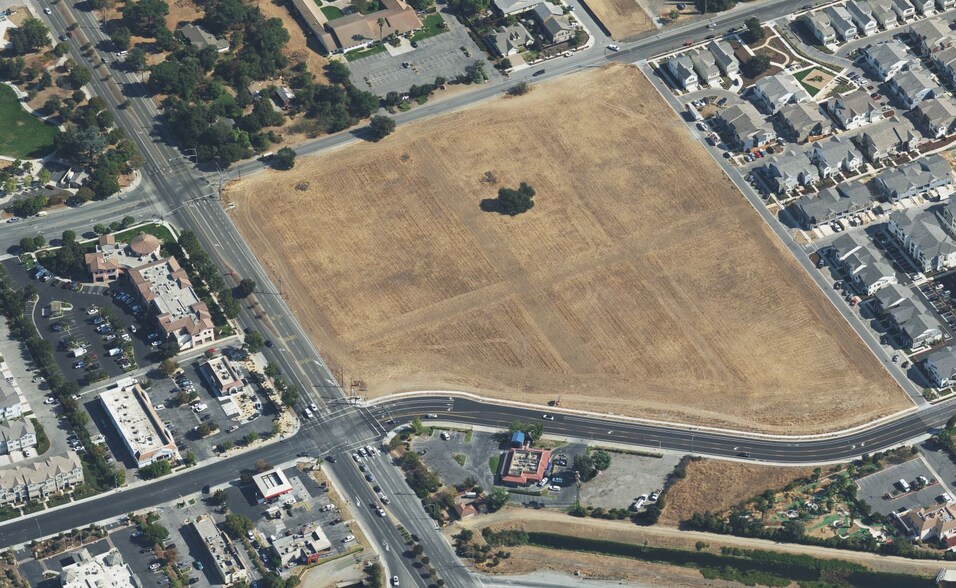 More Photos Of Dunne & Condit Rd, Morgan Hill Land For Lease