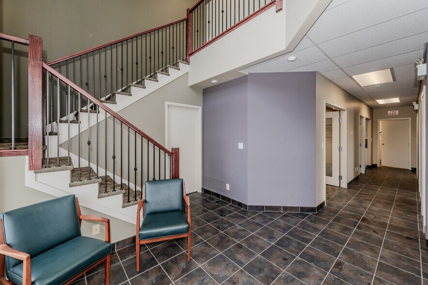 More Photos Of 90 Earl Martin Dr, Woolwich Medical For Lease