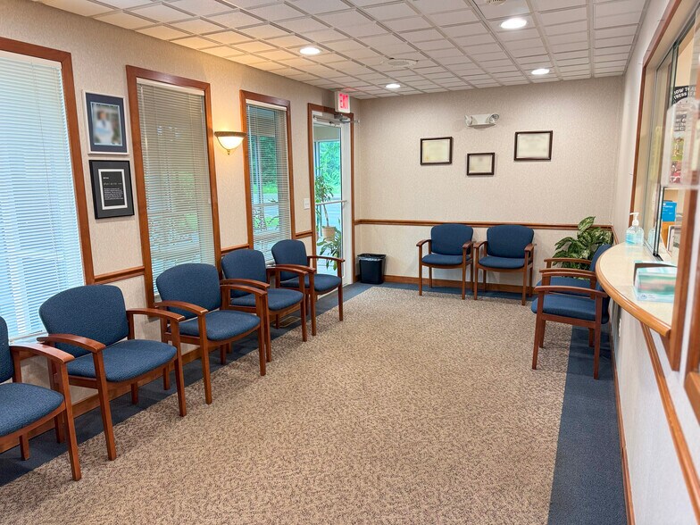 More Photos Of , Center Valley Office For Sale