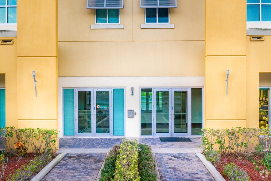 More Photos Of 10368 W State Road 84, Davie Office For Lease