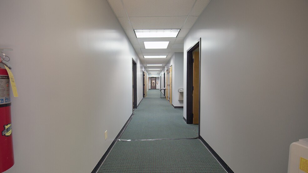 More Photos Of 3299 Northcrest Rd, Atlanta Office For Sale