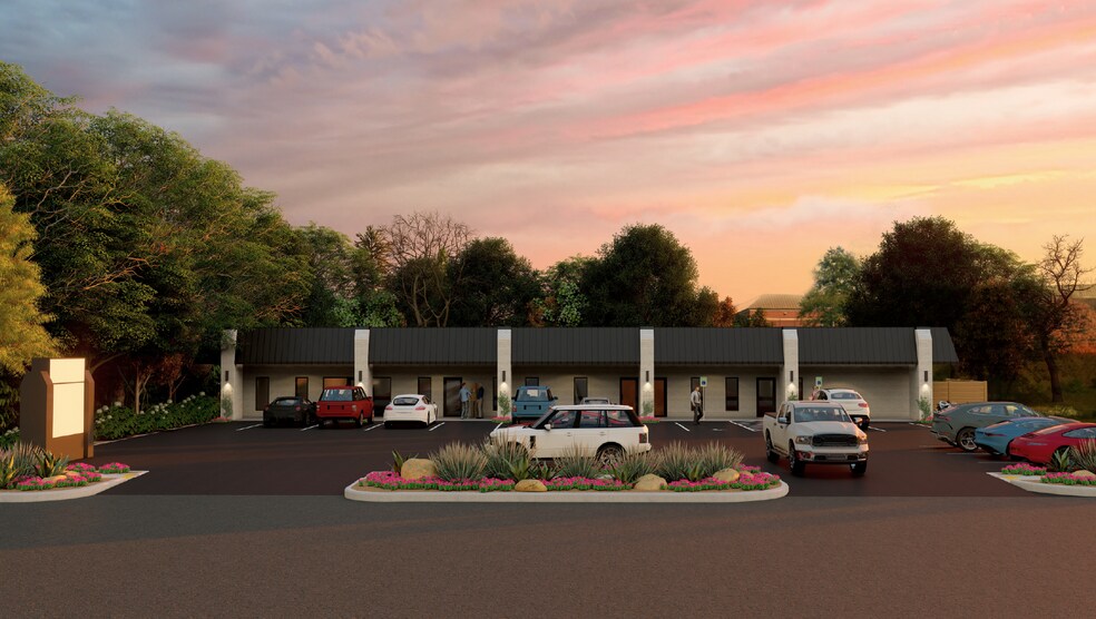 More Photos Of 906 E Front St, Tyler Medical For Sale