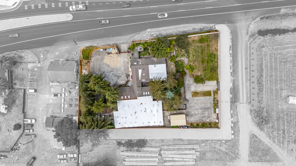 More Photos Of 75 Fremont Dr, Sonoma Storefront Retail Residential For Sale