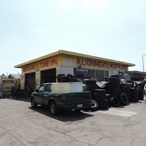 More Photos Of 6224 S Figueroa St, Los Angeles Auto Repair For Lease