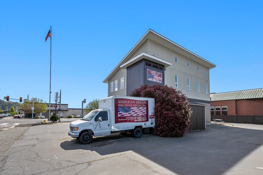 More Photos Of 1202 Commercial Ave, Anacortes Office For Sale