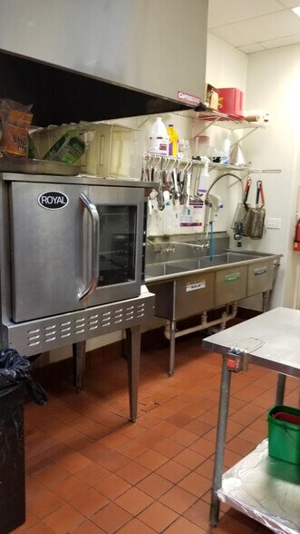 More Photos Of 13429 Briar Forest Dr, Houston Fast Food For Lease