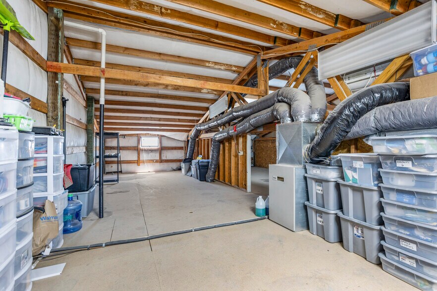 More Photos Of 2331 W A St, Pasco Distribution For Lease