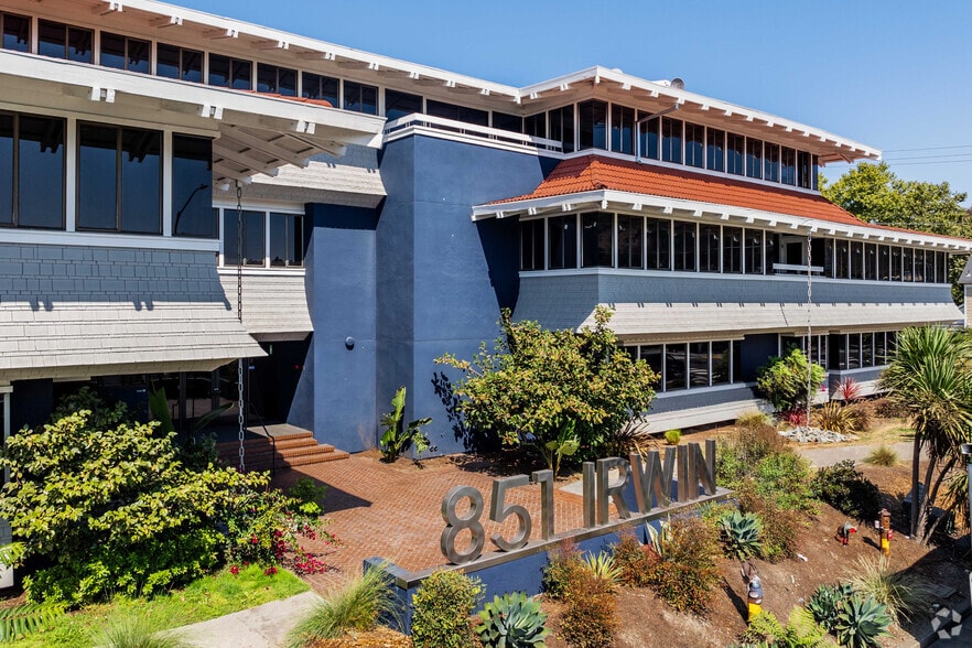 More Photos Of 851 Irwin St, San Rafael Office For Sale