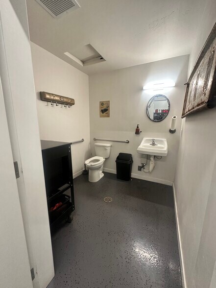 More Photos Of 3710 El Camino Real, Atascadero General Retail For Lease