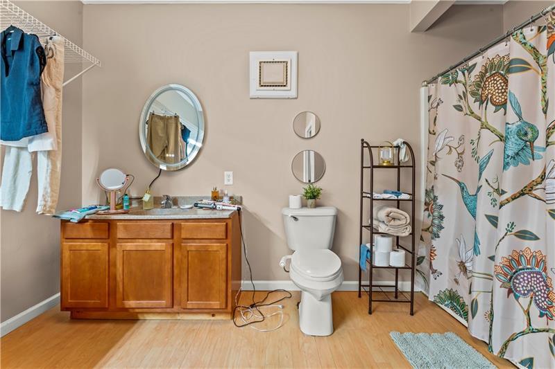 More Photos Of 227-229 S Main St, Washington Storefront Retail Residential For Sale