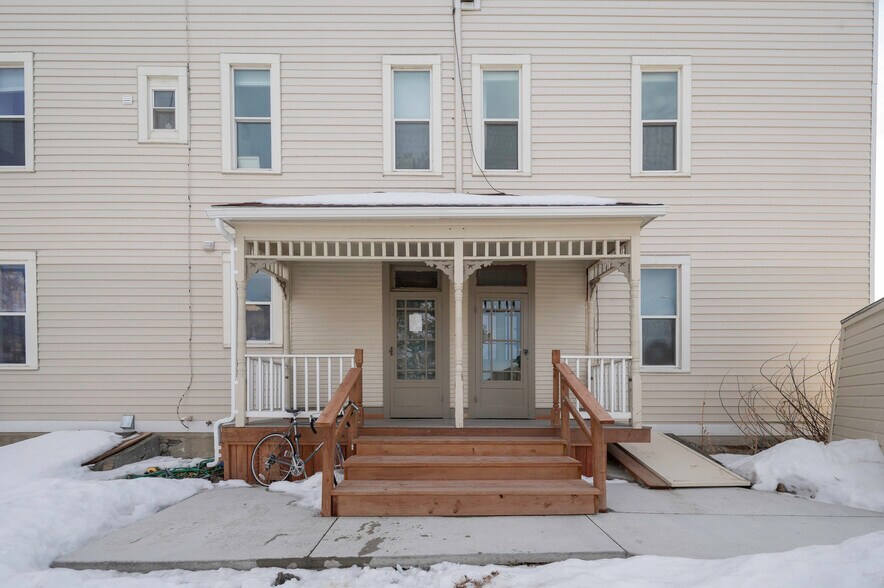 More Photos Of 504 Breckenridge St, Helena Apartments For Sale