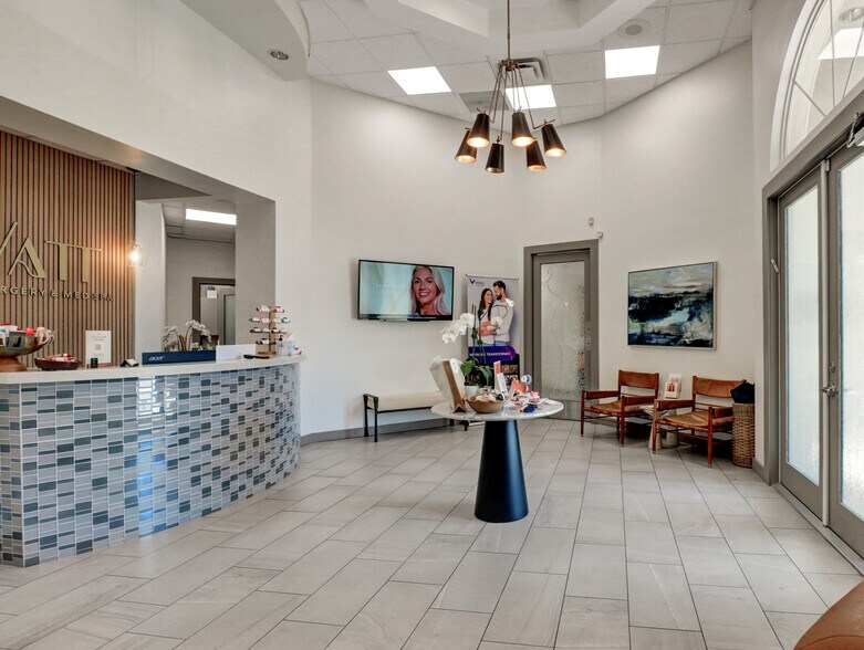 More Photos Of 2615 W Swann Ave, Tampa Medical For Lease