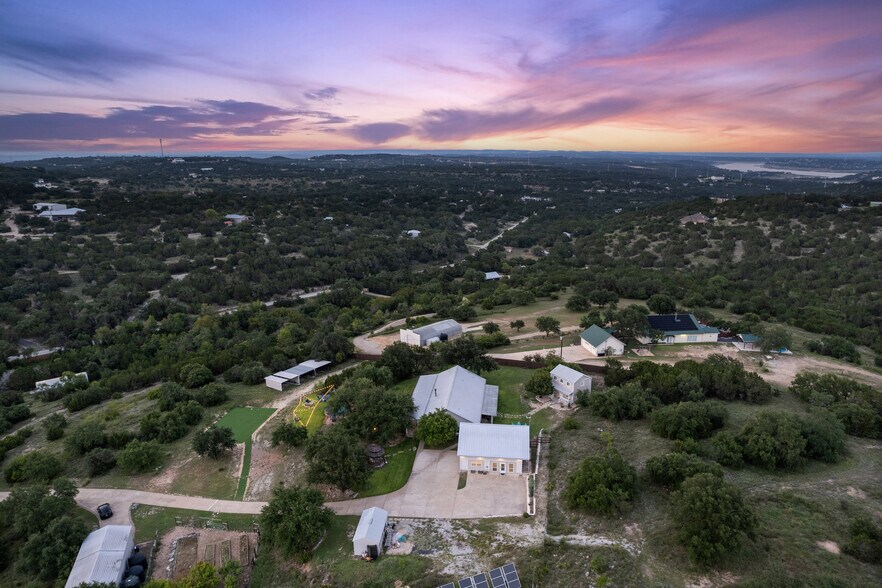 More Photos Of 4607 R O Dr, Spicewood Lodge Meeting Hall For Sale