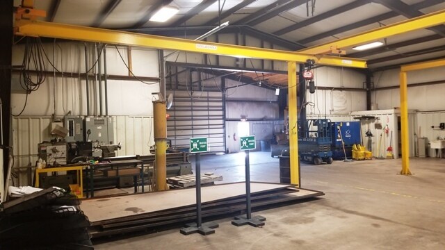 More Photos Of 1750 US-77, Davis Manufacturing For Lease