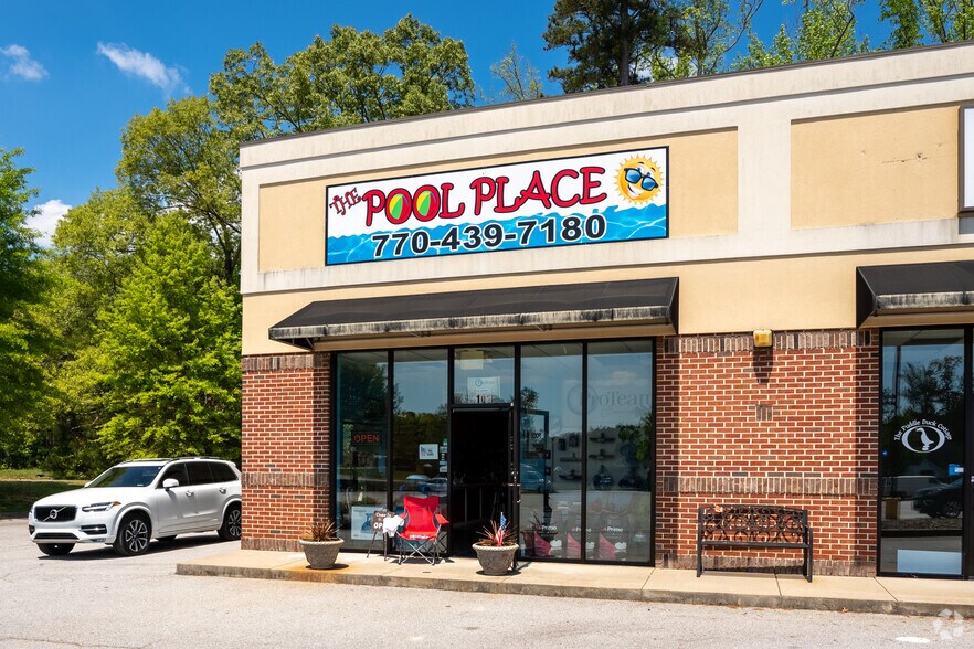 More Photos Of 45 Darbys Crossing Dr, Hiram Freestanding For Lease