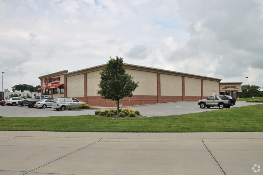 More Photos Of 100 Admiral Trost Dr, Columbia Drugstore For Sale
