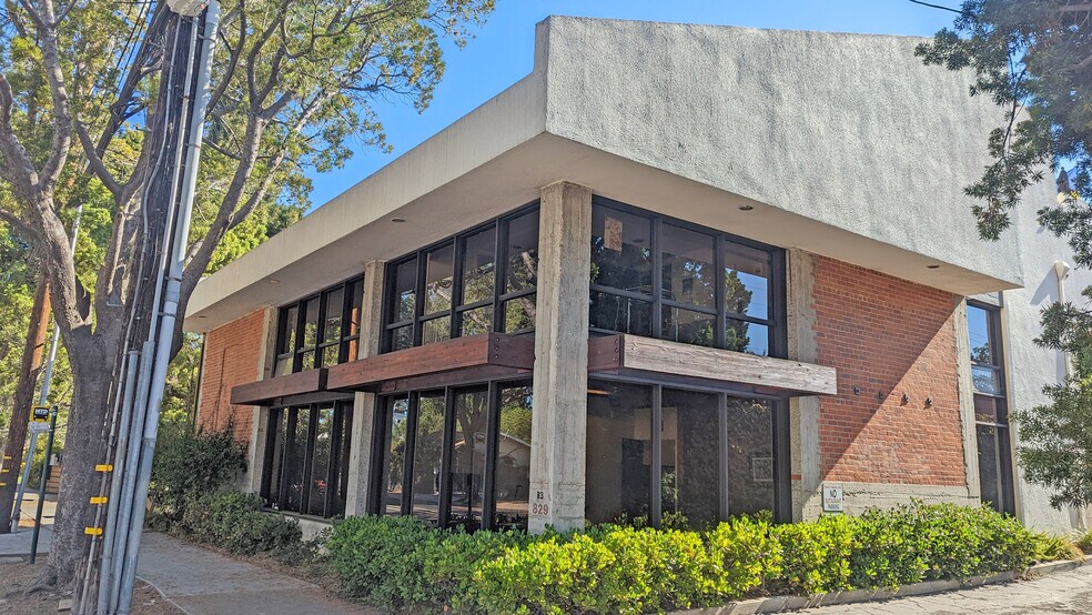 Primary Photo Of 829 De la Vina St, Santa Barbara Office For Lease