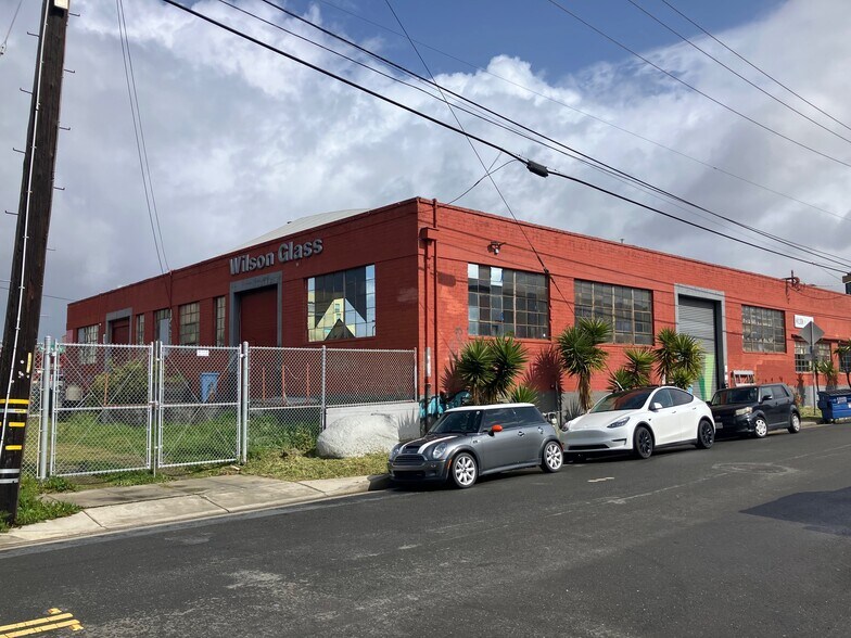 More Photos Of 1036 Ashby Ave, Berkeley Showroom For Lease