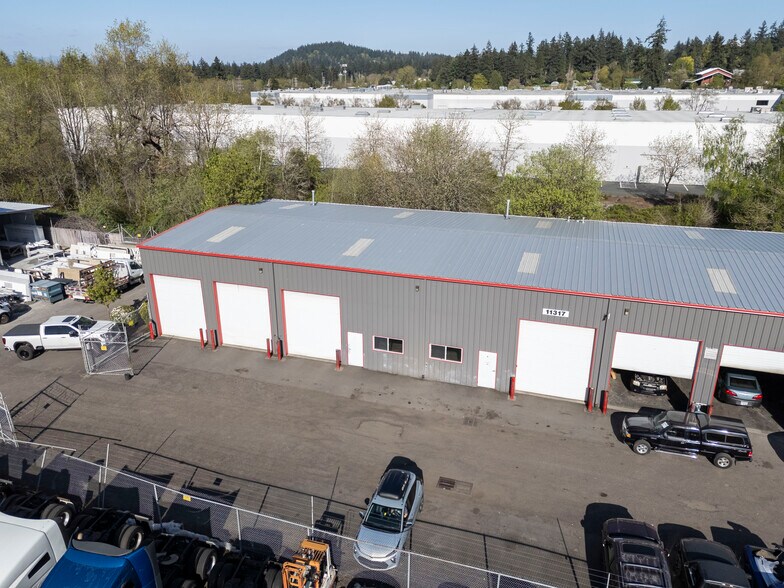 More Photos Of 11233 SE Foster Rd, Portland Industrial For Lease