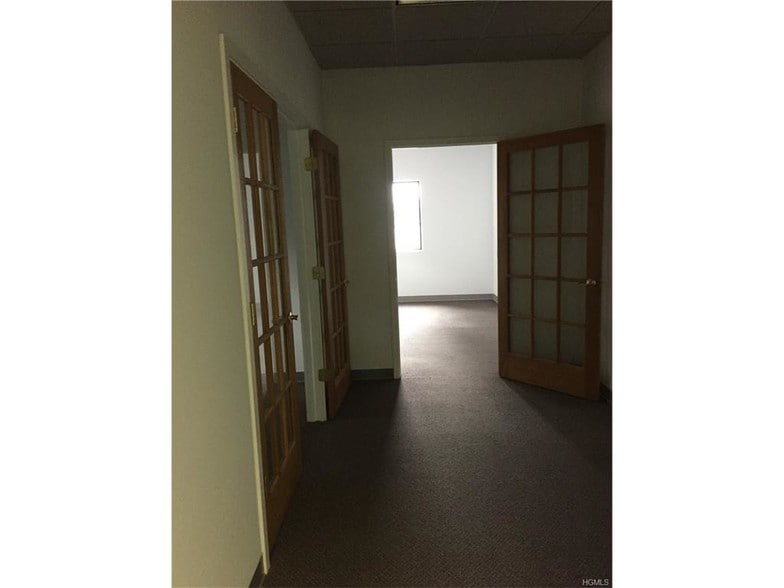 More Photos Of 53 Route 17K, Newburgh Office For Lease