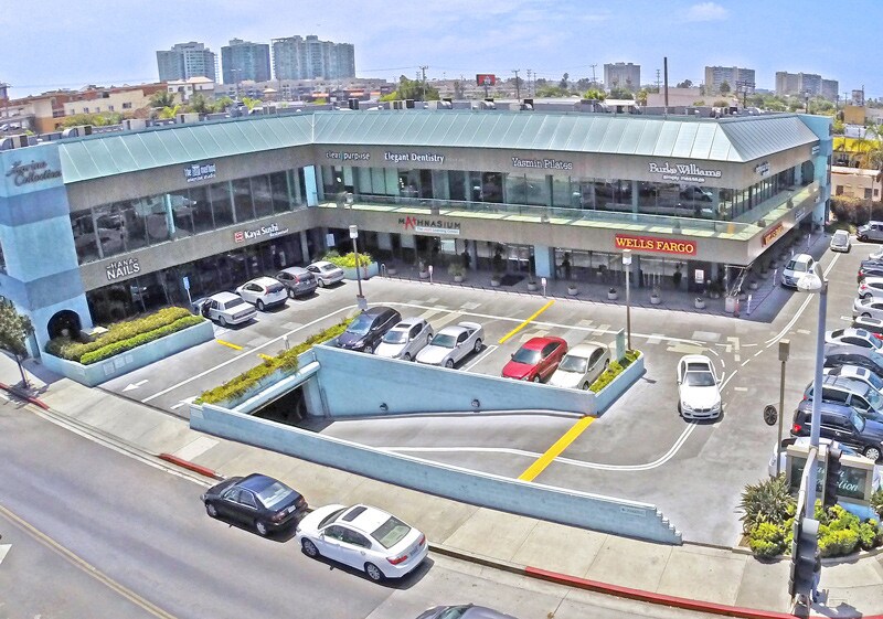 Primary Photo Of 13400 Washington Blvd, Marina Del Rey General Retail For Lease