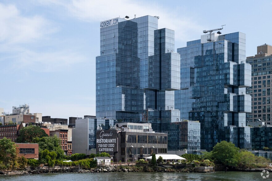 More Photos Of 416 Kent Ave, Brooklyn Apartments For Lease