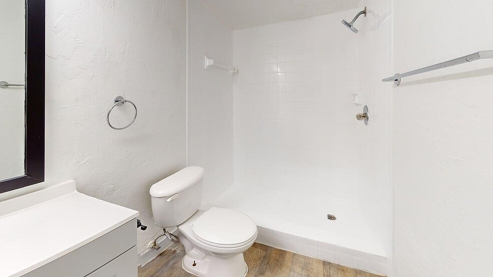More Photos Of 120 47th Ave N, Saint Petersburg Apartments For Sale