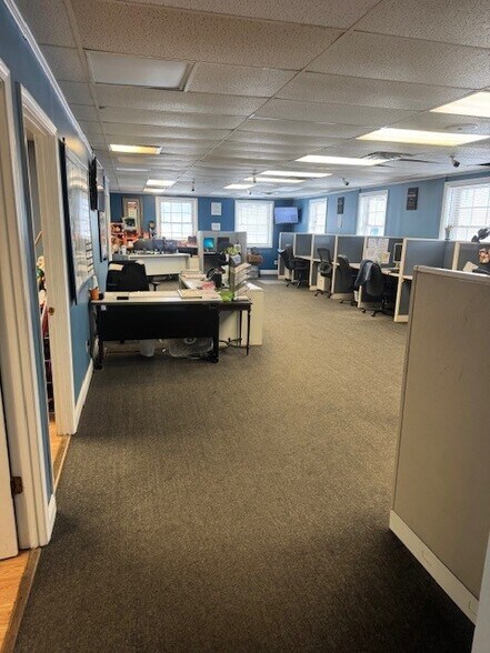 More Photos Of 2001 Niagara Falls Blvd, Amherst Medical For Sale