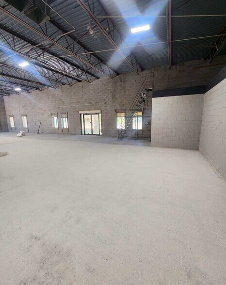 More Photos Of 14156 E 11 Mile Rd, Warren Industrial For Sale