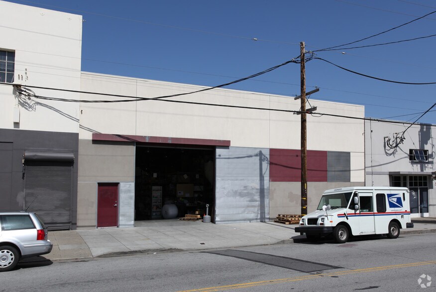 More Photos Of 305 12th St, San Francisco Warehouse For Sale