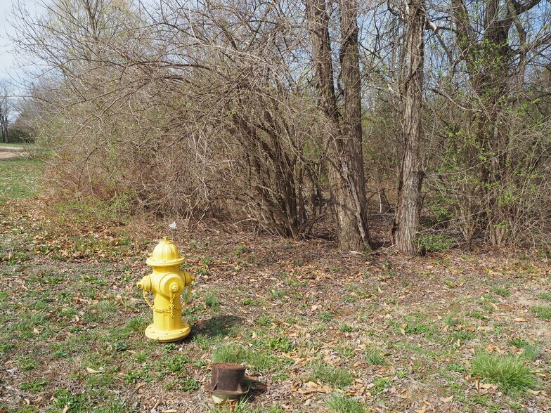 More Photos Of 2416 W Meyer Rd, Wentzville Land For Sale