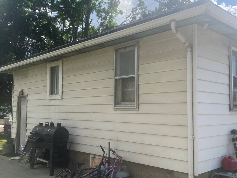 More Photos Of 9593 S 700 E, Sandy Office Residential For Sale