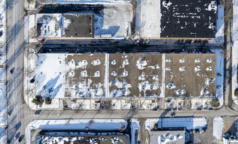 More Photos Of 2-44 Plaza Dr, Westmont Light Distribution For Lease