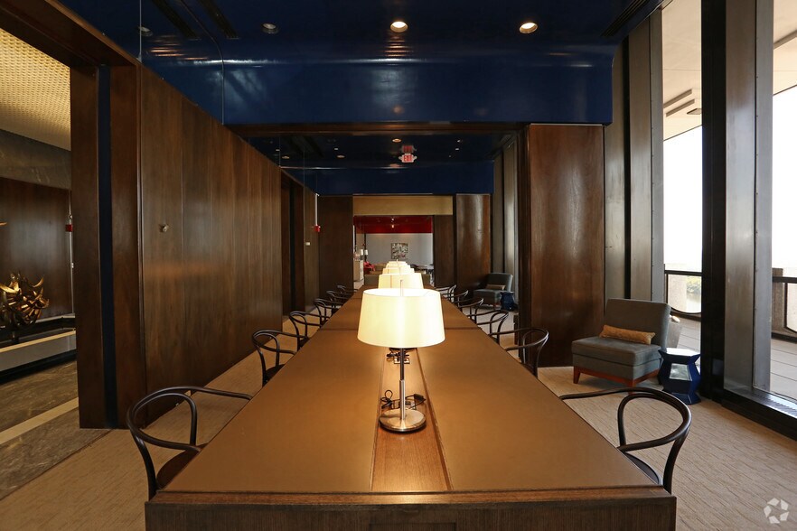 More Photos Of 777 Main St, Hartford Apartments For Lease