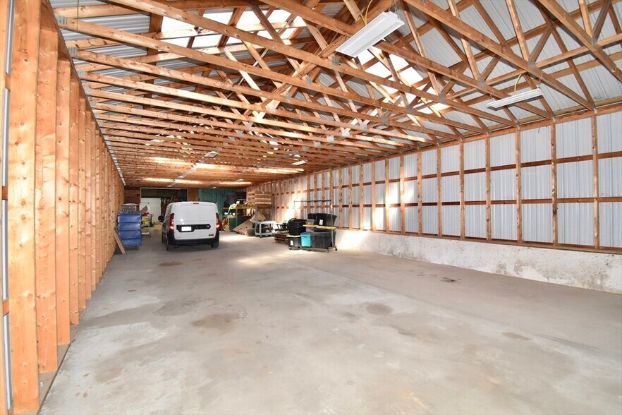 More Photos Of 45 Bethany Rd, Monson Manufacturing For Sale