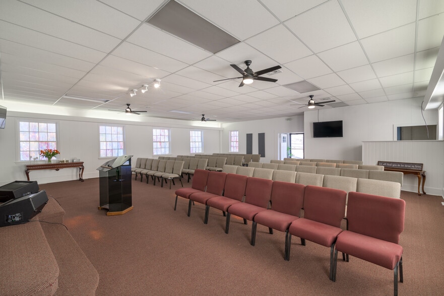 More Photos Of 402 Worth St, Mount Airy Religious Facility For Sale