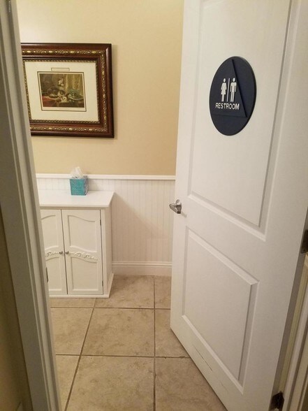 More Photos Of 426 Barcellus Ave, Santa Maria Medical For Lease